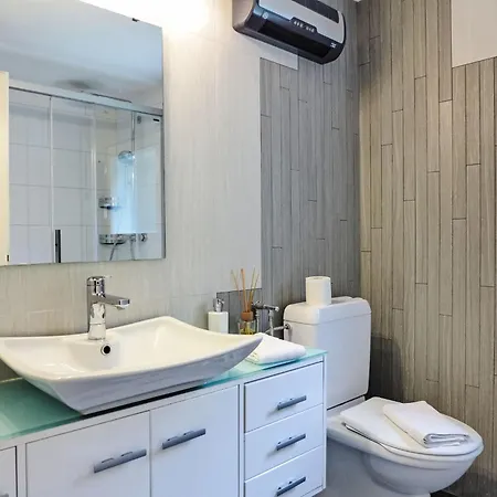 Butz By Interhome 그린델발트